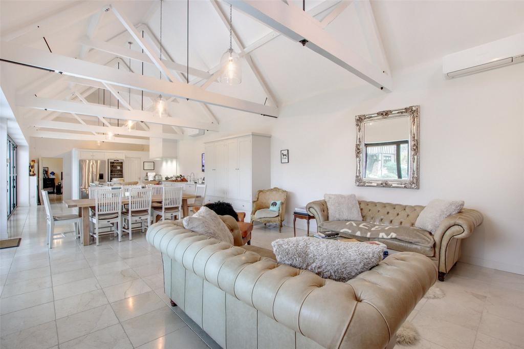 Breakfast Room