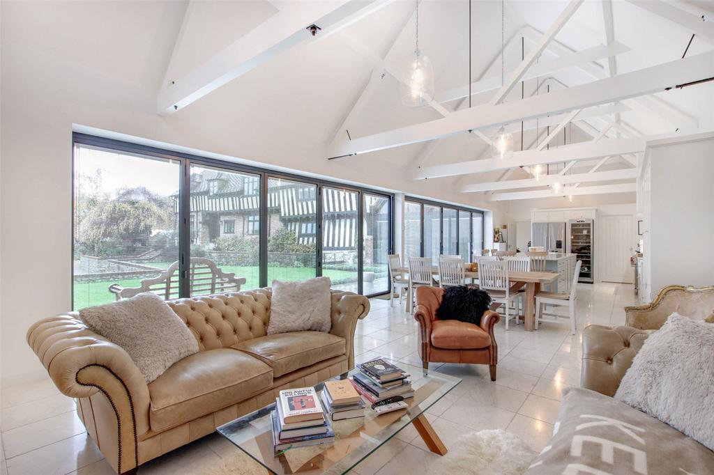 Breakfast Room