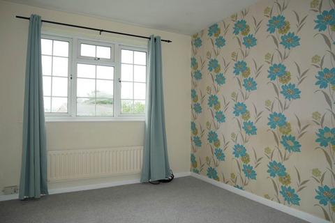 3 bedroom semi-detached house to rent, Timbertops, Lordswood, Chatham