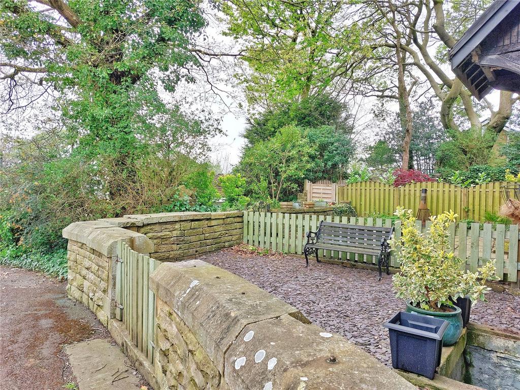 Private Front Garden