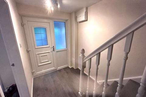 4 bedroom detached house to rent, College Road, Manchester