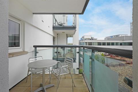 1 bedroom flat for sale, Point Pleasant, London
