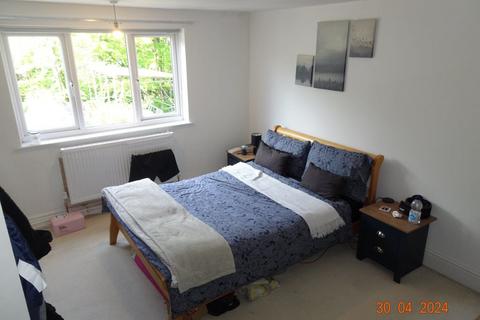 2 bedroom apartment to rent, Shenstone Road, Hillsborough, S6 1SP