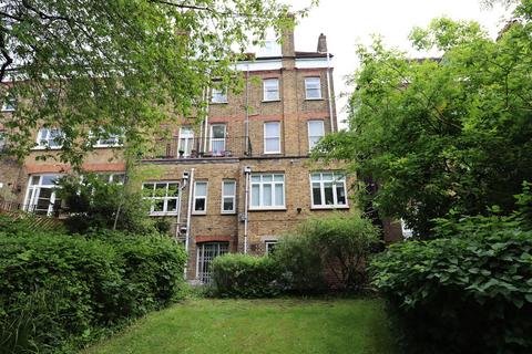 1 bedroom flat to rent, Frognal, London