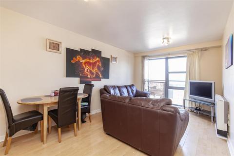 2 bedroom apartment to rent, West Street, Sheffield