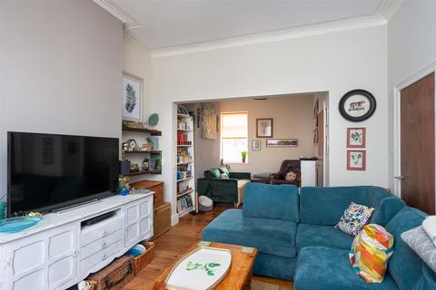4 Marine Parade, Withernsea, HU19 2DR