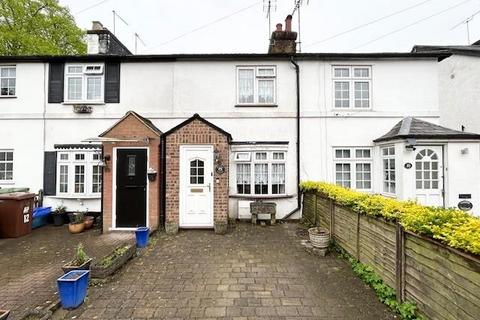 2 bedroom house for sale, Windmill Lane, Bushey WD23