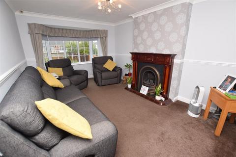 3 bedroom semi-detached bungalow for sale, Curzon Avenue, Cleethorpes DN35