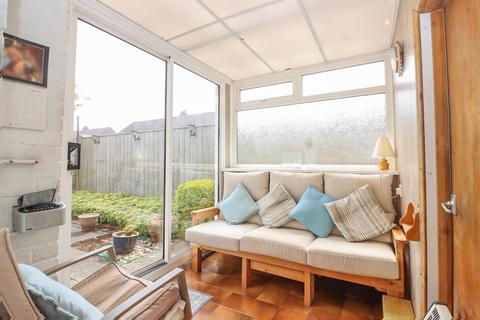 2 bedroom semi-detached bungalow for sale, Acomb Crescent, Newcastle Upon Tyne