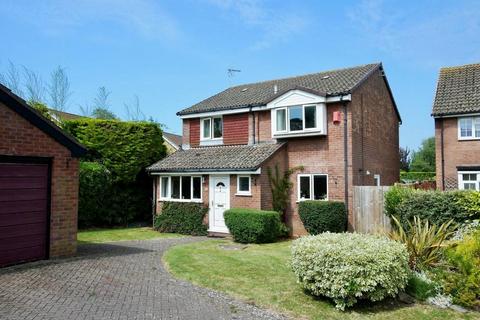 4 bedroom detached house for sale, Daniell Close, Sully
