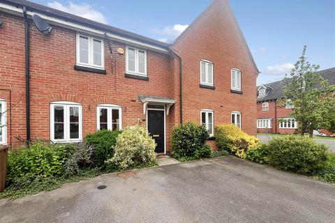 3 bedroom townhouse for sale, Anglia Drive, Swadlincote DE11