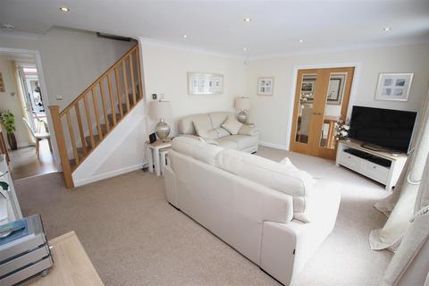 4 bedroom semi-detached house for sale, Langhouse Place, Greenock PA16