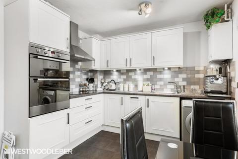 101 Leaforis Road, Cheshunt, Waltham Cross, EN7 6NG