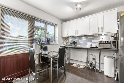 101 Leaforis Road, Cheshunt, Waltham Cross, EN7 6NG