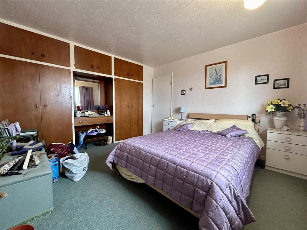 Master Bedroom v2.jpg