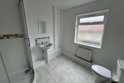 2 bedroom flat to rent, Water Lane, Tiverton EX16