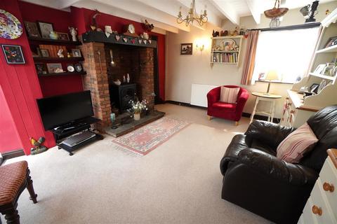 3 bedroom detached house for sale, Main Street, Bubwith, Selby