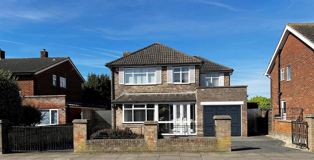 Hardys Road, Cleethorpes, N.E. Lincs... 4 bed detached house for sale
