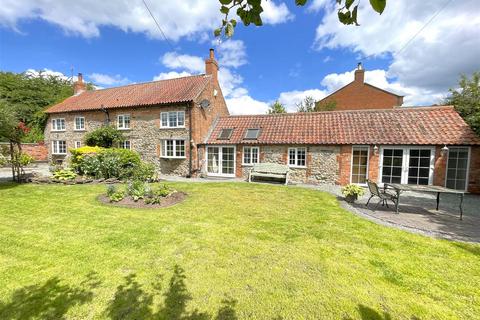 Ivy Cottage Main Road, Hawksworth, Nottingham, NG13 9DD