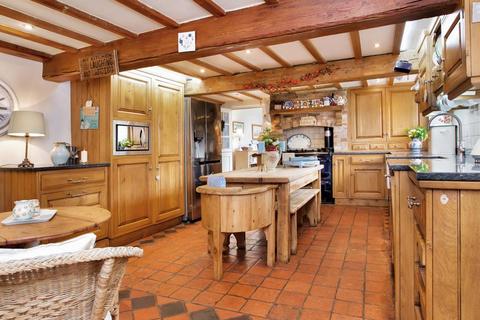 Ivy Cottage Main Road, Hawksworth, Nottingham, NG13 9DD