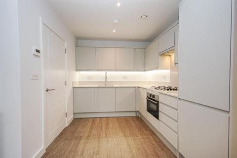 2 bedroom flat to rent, Torrington Park, London N12