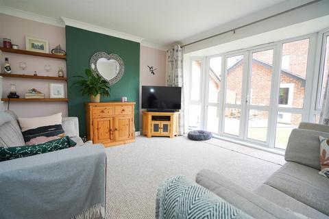30 Amyas Way, Northam, Bideford, EX39 1UT