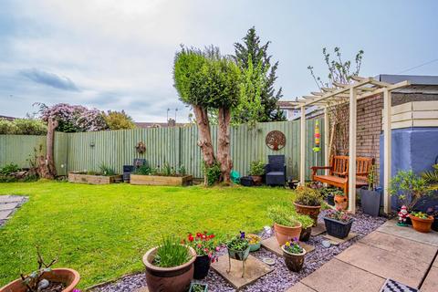 3 bedroom semi-detached house for sale, Dinas Road, Penarth CF64