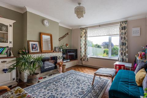 3 bedroom semi-detached house for sale, Dinas Road, Penarth CF64