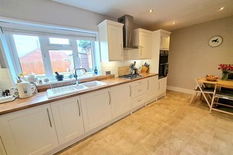 25 Highfield Road, Malton, YO17 7DB
