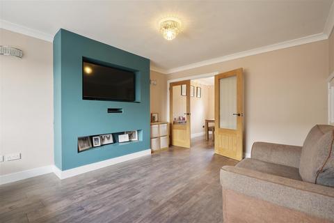 27 Brampton Meadows, Thurcroft, Rotherham, S66 9ND