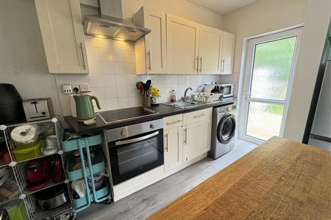53 Cramlington Road, Birmingham, B42 2EE