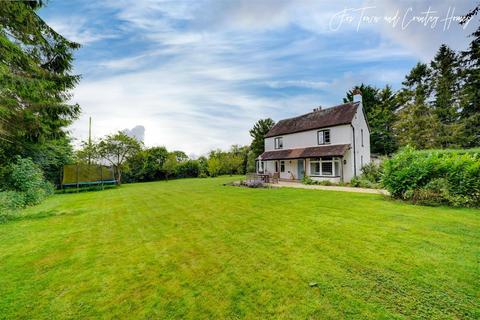 5 bedroom detached house for sale, Cowl Barn Lane, Colwall WR13