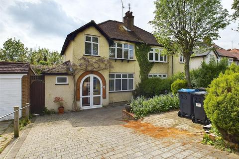23 Woodmansterne Road, Coulsdon, CR5 2DG