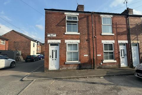 2 bedroom end of terrace house to rent, Hipper Street West, Brampton, Chesterfield, S40
