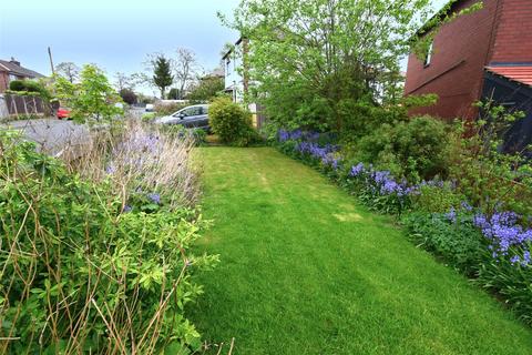 2 Fairhaven Avenue, Westhoughton, Bolton, BL5 3HE