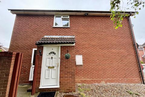 2 bedroom end of terrace house for sale, Goldings Close, Haverhill CB9