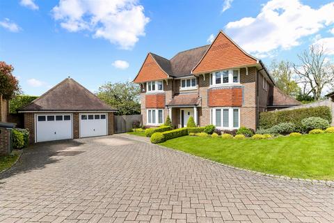 4 bedroom detached house for sale, The Avenue, Tadworth