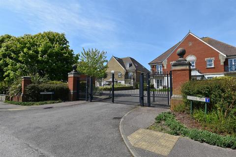 2 bedroom flat for sale, Jasmine Way, Bexhill-On-Sea