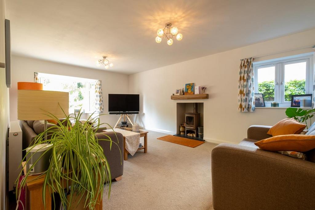 Hardwick Lane, Bury St. Edmunds 4 bed detached house for sale £837,500