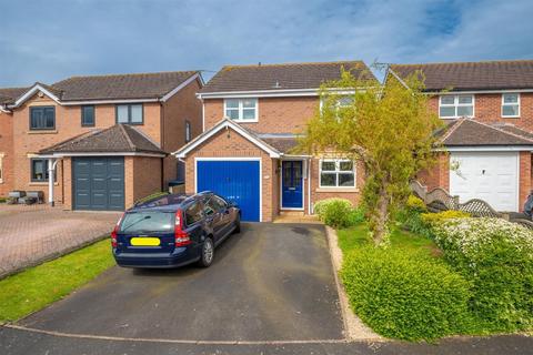 3 bedroom detached house for sale, Stone Pits Meadow, Stratford upon Avon Warwickshire CV37