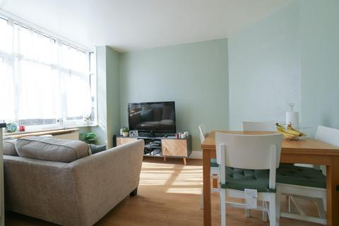 2 bedroom apartment to rent, Coronation Street, Brighton