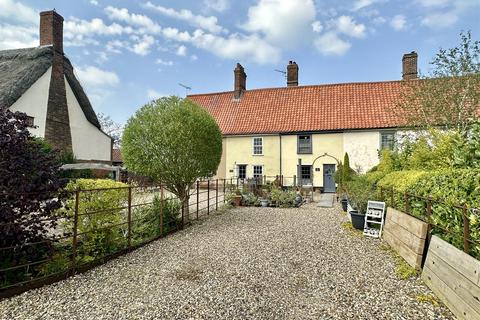 2 bedroom terraced house for sale, Church Road, Stowmarket IP14