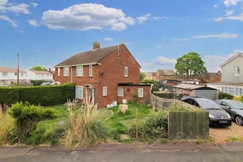 3 bedroom semi-detached house for sale, Taylor Road, Aylesbury
