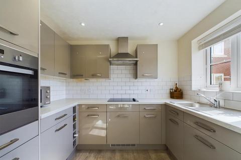1 bedroom apartment for sale, Harrington Lodge, Chichester