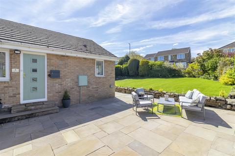 3 bedroom detached bungalow for sale, Mulberry Rise, Leeds