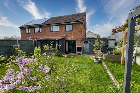 305 Hawthorn Drive, Ipswich, IP2 0QX