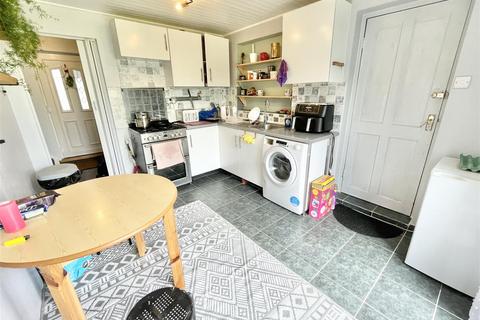 305 Hawthorn Drive, Ipswich, IP2 0QX