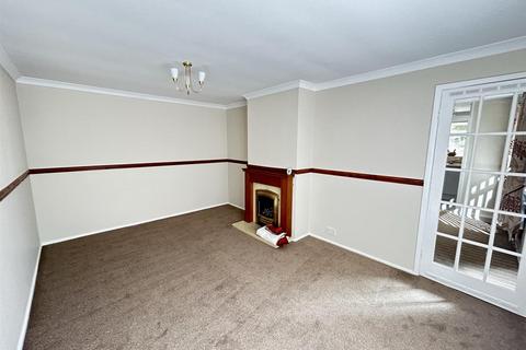 2 bedroom terraced house to rent, Armstrong Close, Newton Aycliffe