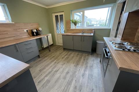 79 Caeglas, Cross Hands, Llanelli, SA14 6NH