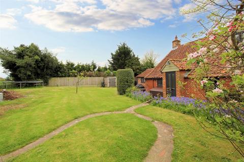 3 bedroom cottage for sale, Church Lane, Potter Heigham